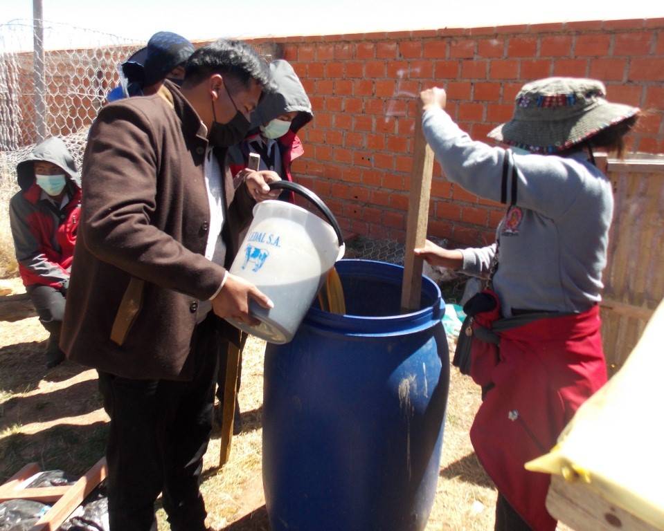 SECONDARY STUDENTS PREPARE ORGANIC BIOL