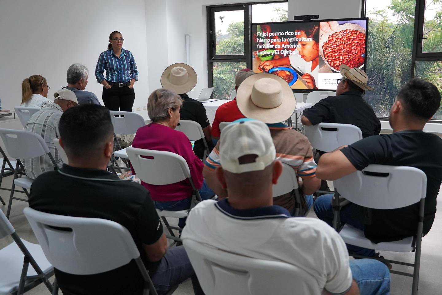 Grain sellers from National Markets will support the dissemination of iron-rich beans in Panama